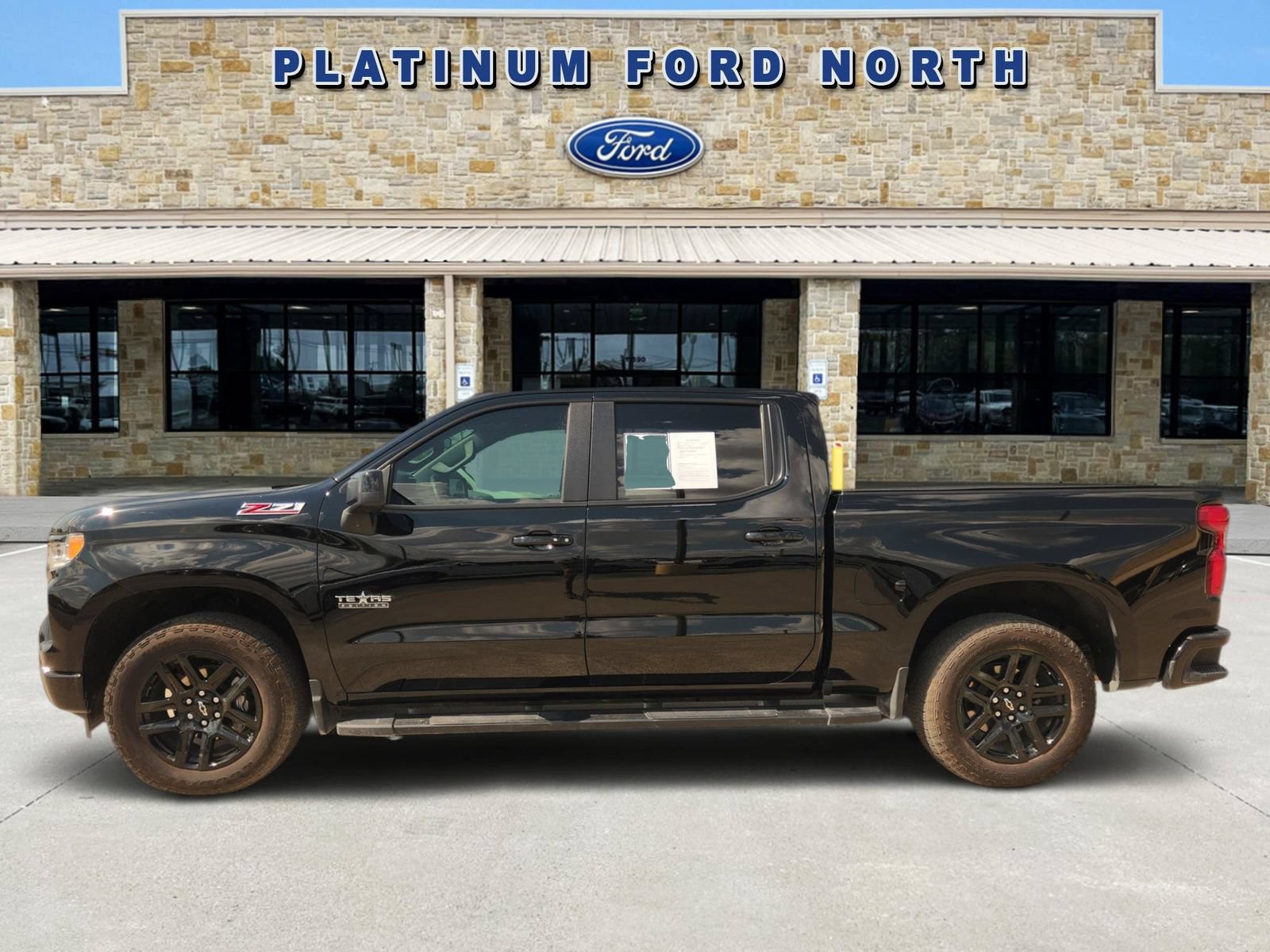 Used 2025 Chevrolet Silverado 1500 RST w/ Texas Edition Plus AWD/4WD video 3