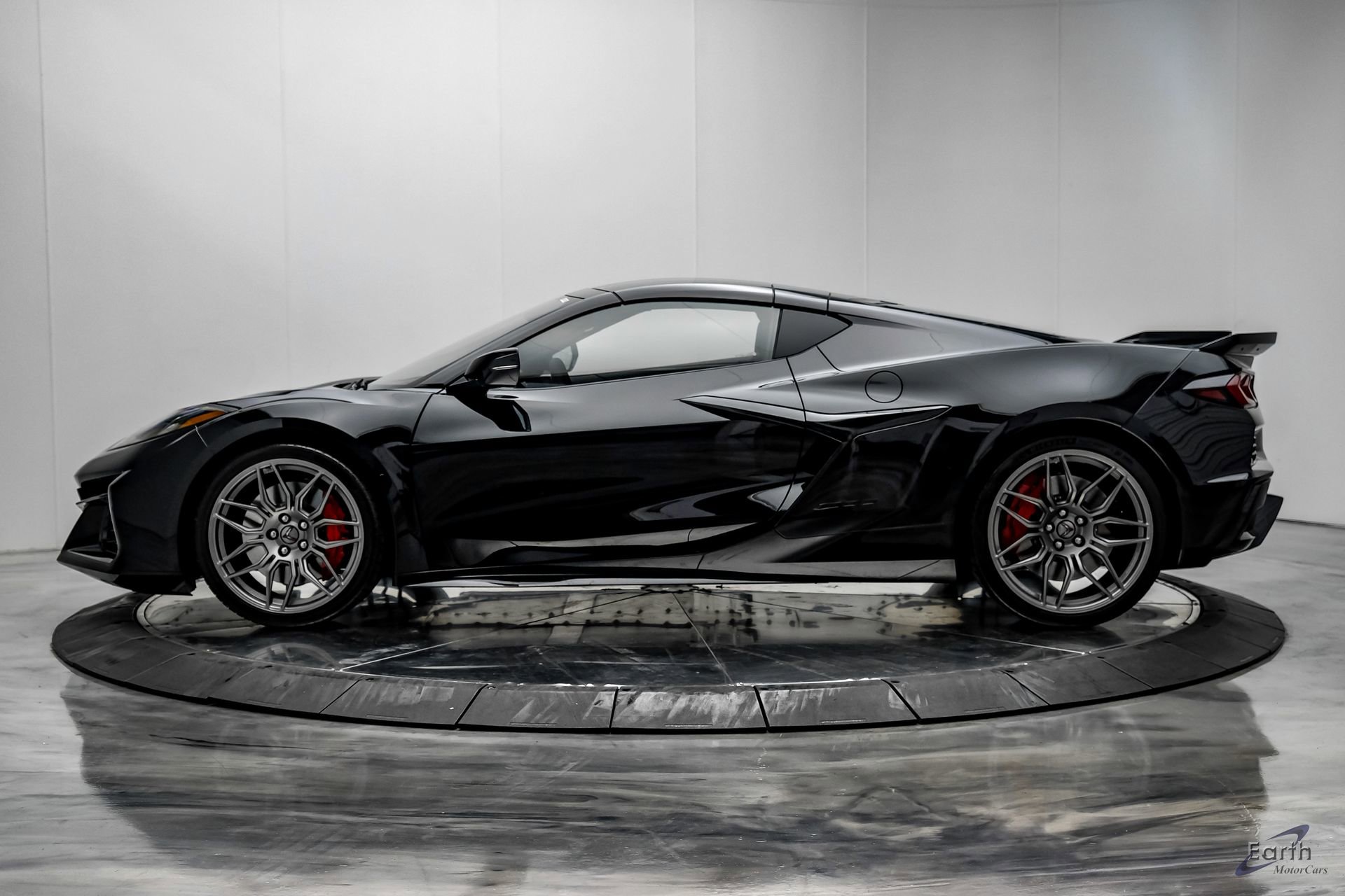 Used 2025 Chevrolet Corvette Z06 image 10