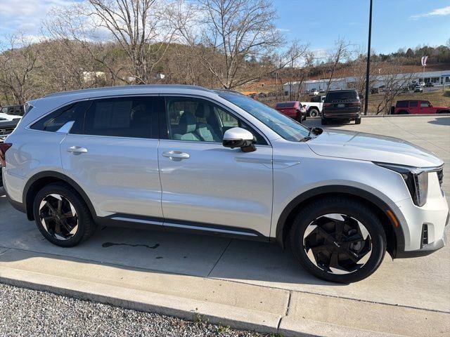 Used 2025 Kia Sorento SX Prestige image 2