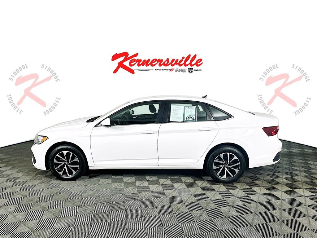 Used 2024 Volkswagen Jetta S image 4