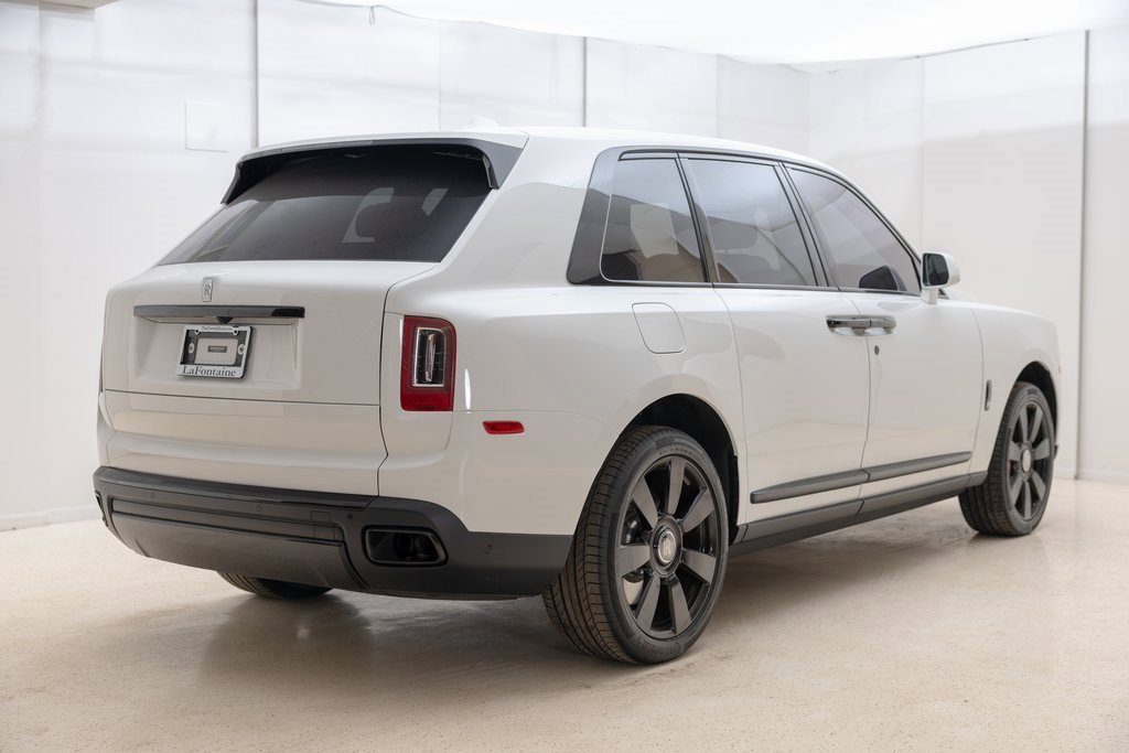 Used 2023 Rolls-Royce Cullinan image 14