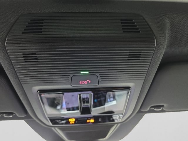 New 2026 Volkswagen GTI SE FWD image 21