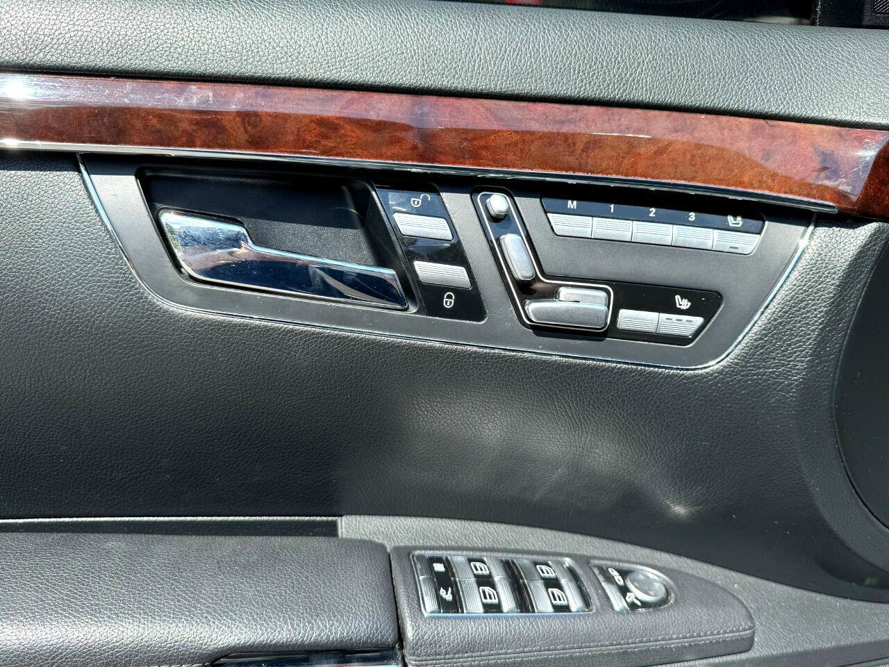 Used 2007 Mercedes-Benz S 550 4MATIC image 9