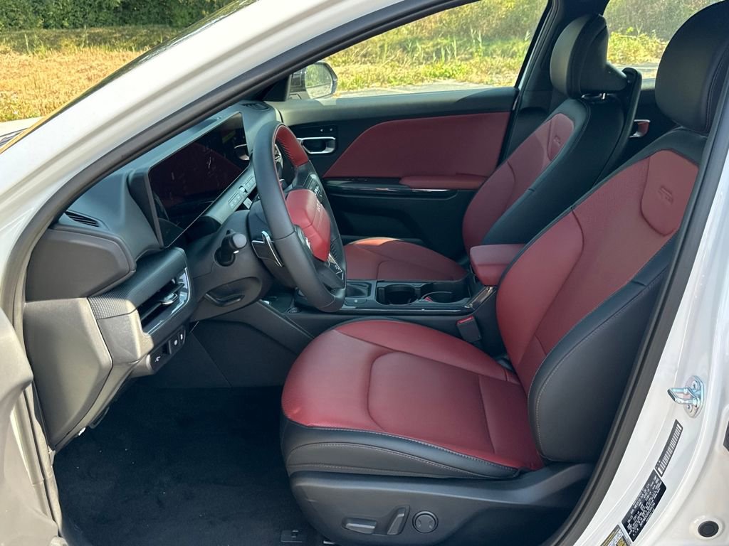 New 2025 Kia K4 GT-Line image 9