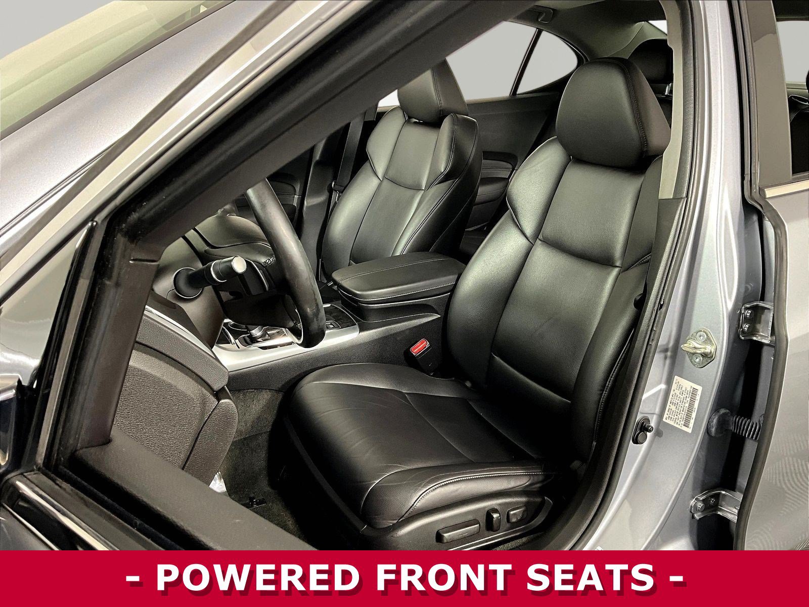 Used 2018 Acura TLX FWD image 19