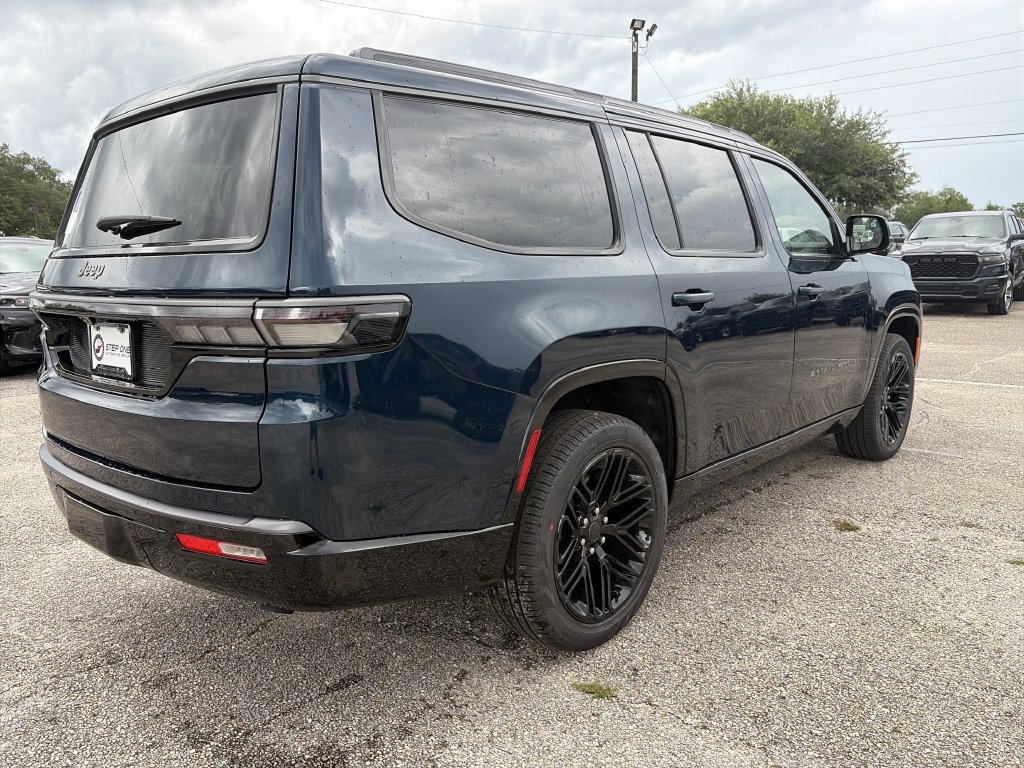 New 2026 Jeep Grand Wagoneer Limited AWD/4WD image 6