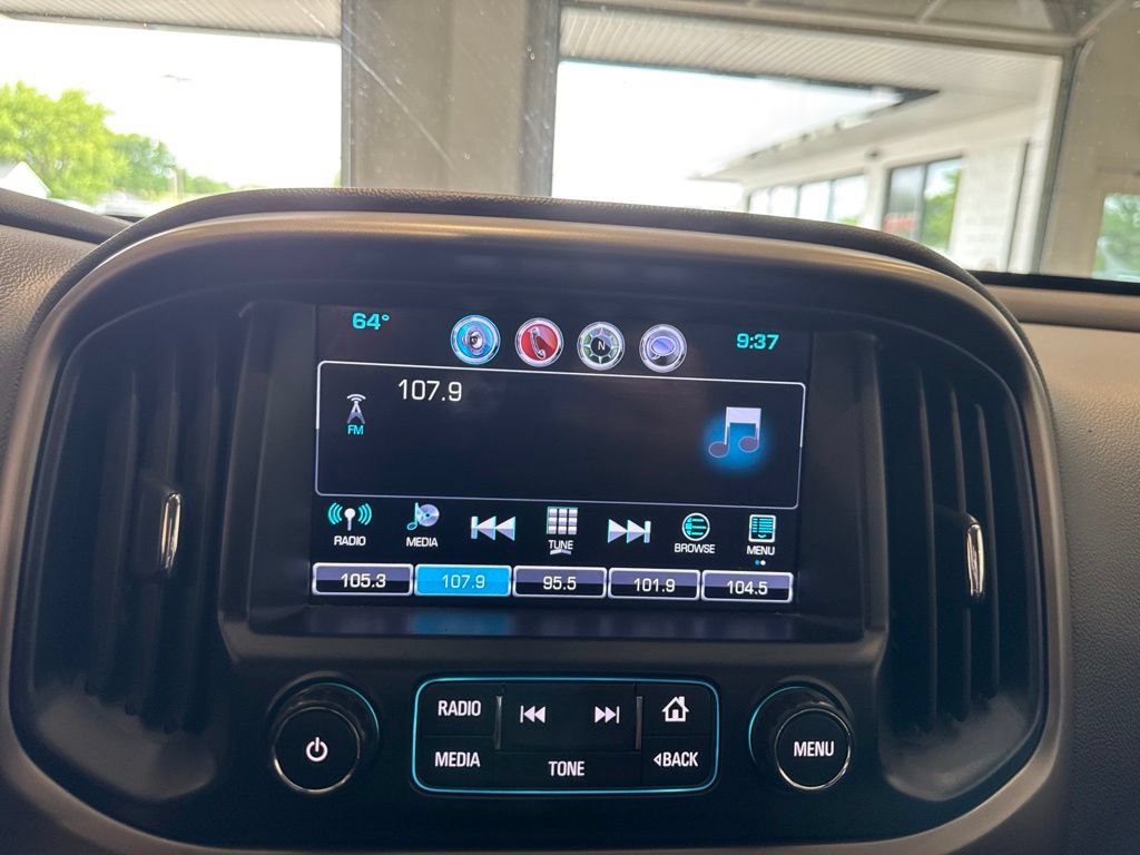 Used 2017 Chevrolet Colorado Z71 AWD/4WD image 23