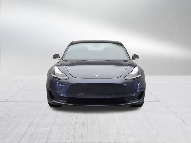Used 2019 Tesla Model 3 Mid Range RWD image 2