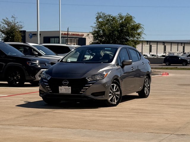 Used 2024 Nissan Versa SV FWD image 2
