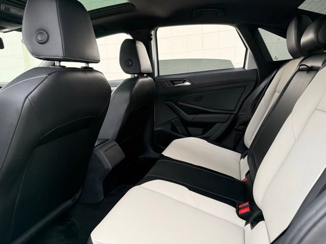 Used 2019 Volkswagen Jetta R-Line FWD image 32