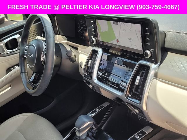Used 2023 Kia Sorento SX AWD/4WD image 11