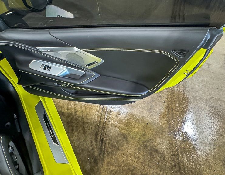 Used 2024 Chevrolet Corvette Stingray Premium Conv w/ Z51 Performance Package image 24