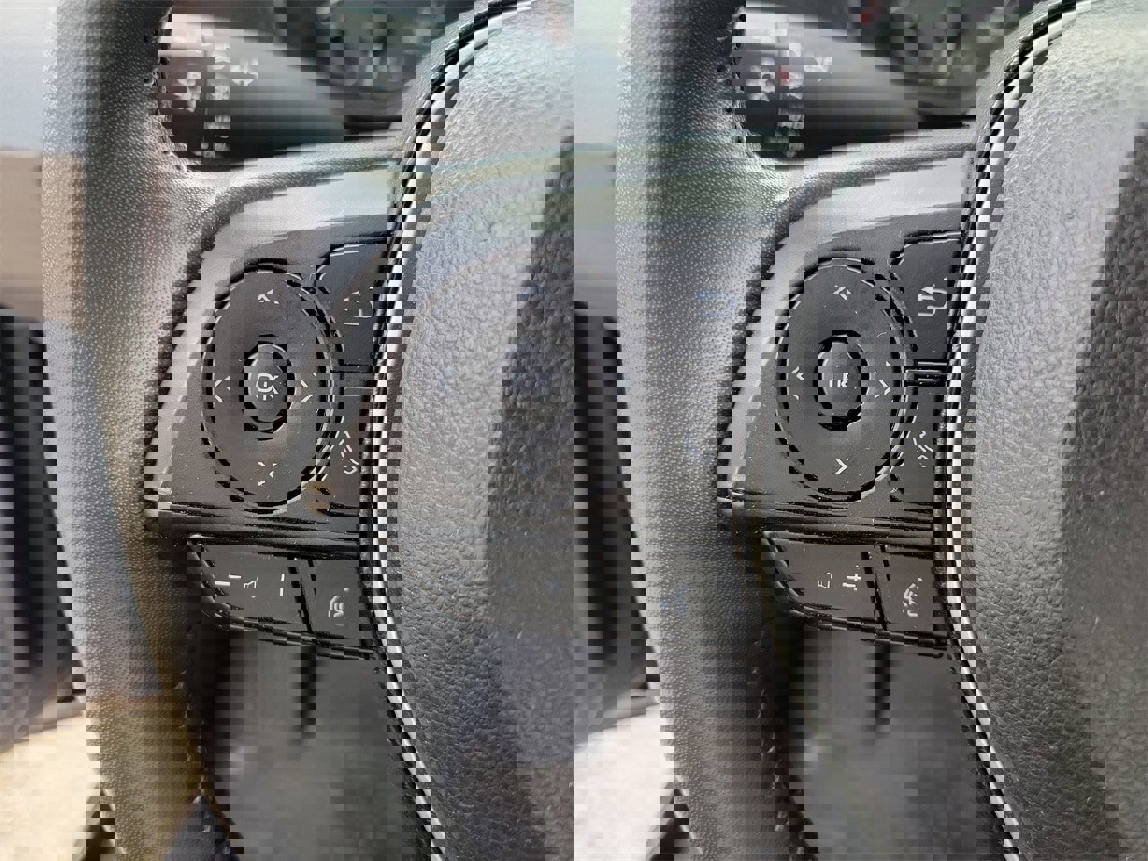 Used 2023 Toyota Corolla SE image 19