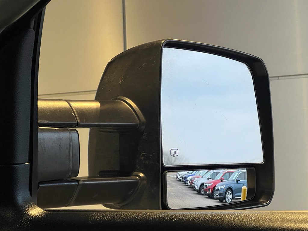 Used 2009 Toyota Tundra 4x4 CrewMax image 13