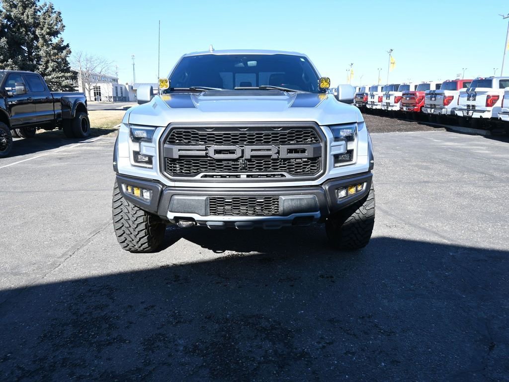 Used 2019 Ford F150 Raptor w/ Equipment Group 802A Luxury image 3