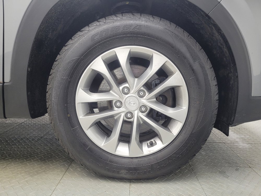 Used 2019 Hyundai Santa Fe SE FWD image 31