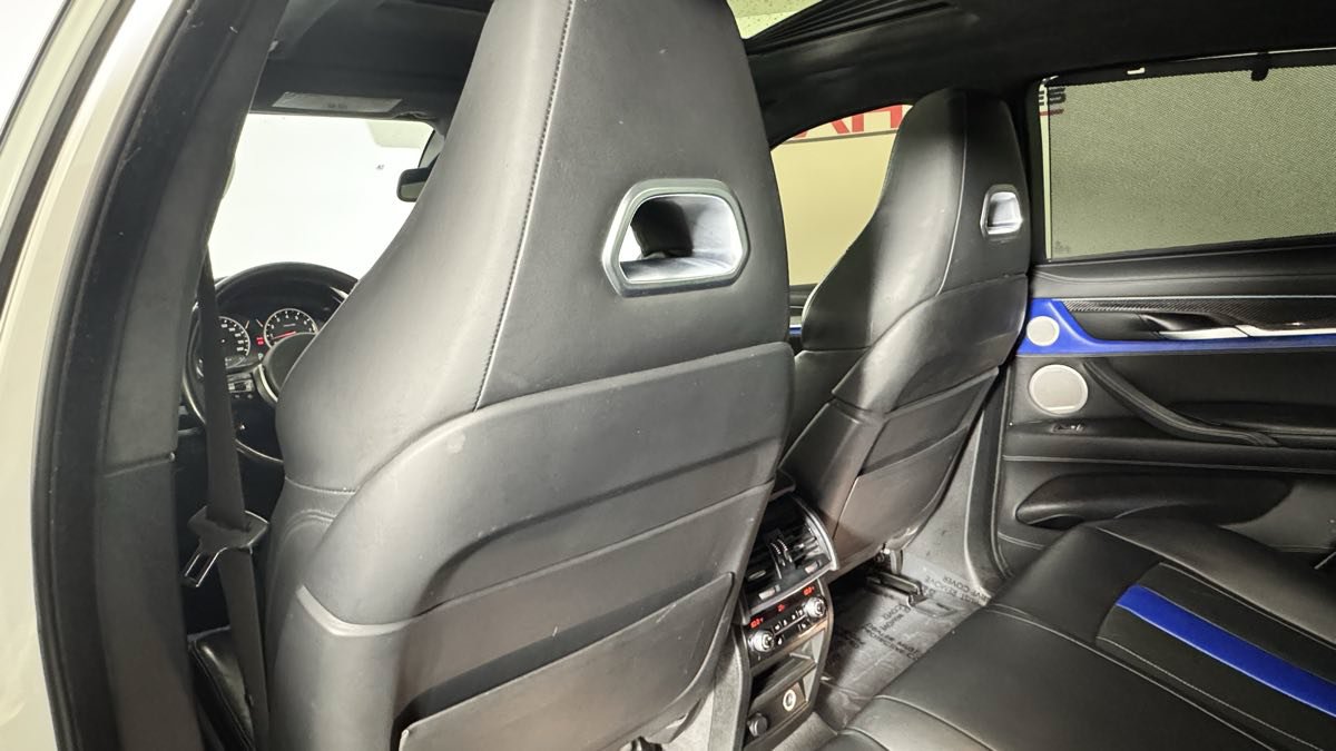 Used 2017 BMW X6 M w/ Executive Package AWD/4WD image 32