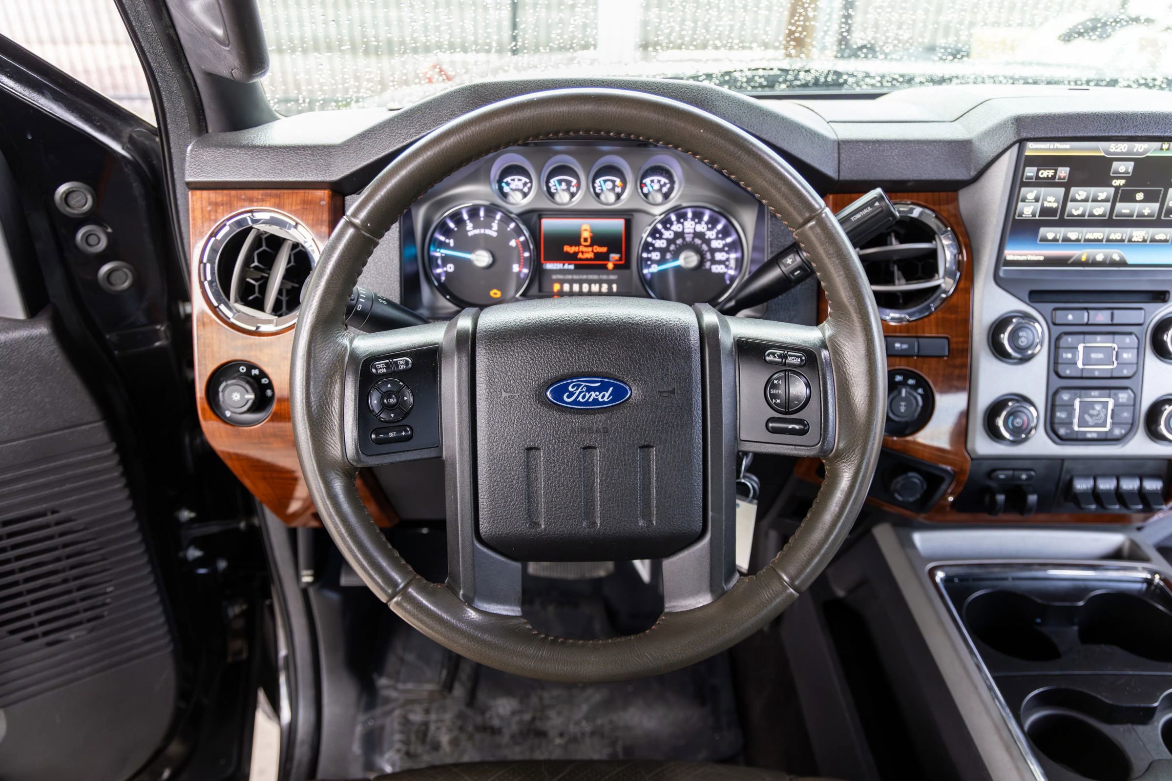 Used 2016 Ford F350 King Ranch w/ FX4 Off-Road Package AWD/4WD image 28