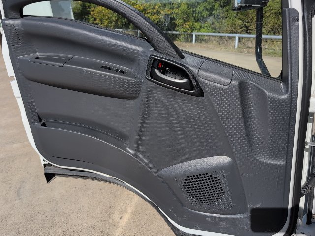 New 2025 Chevrolet Low Cab Forward RWD image 4
