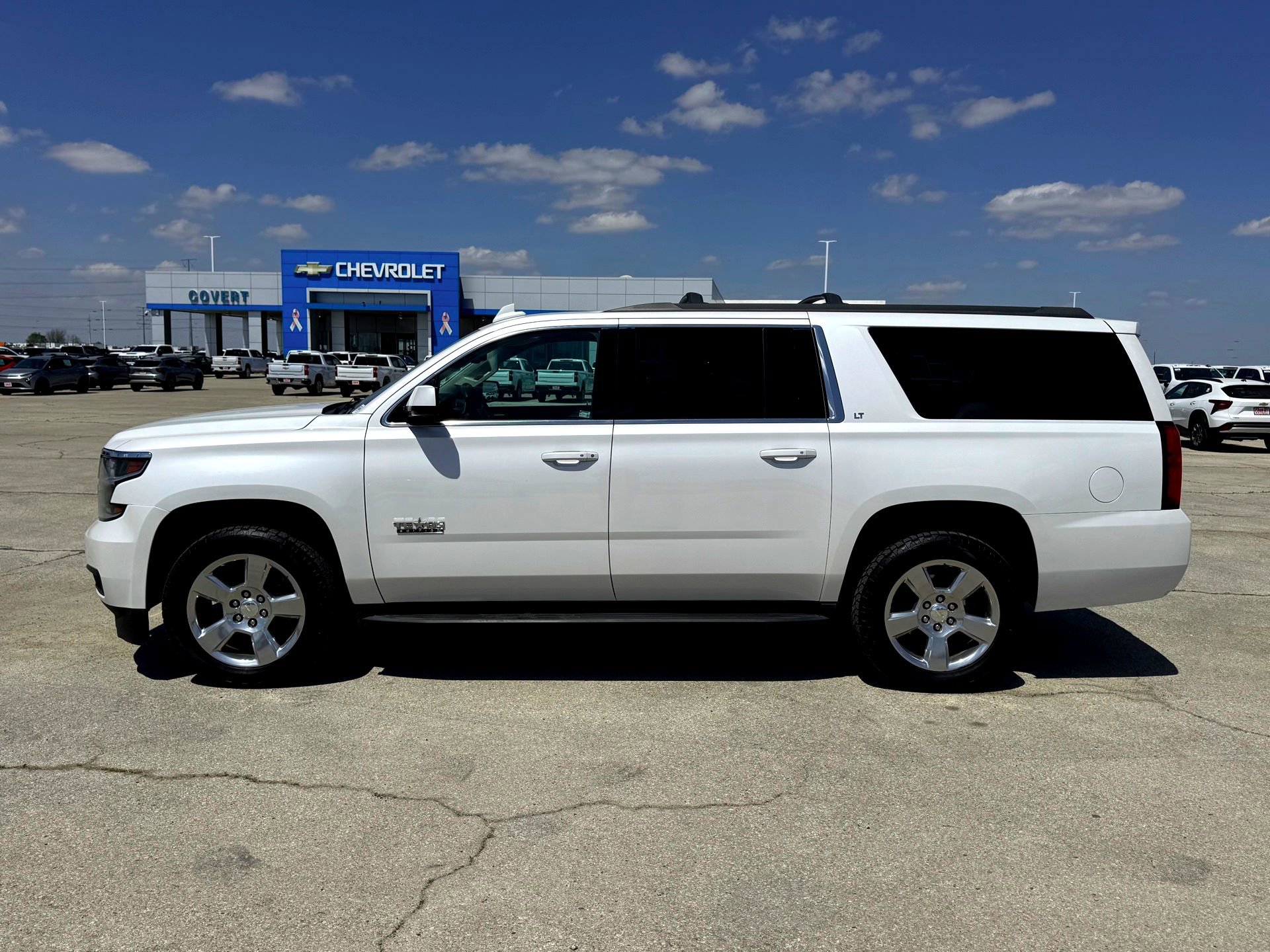 Used 2019 Chevrolet Suburban LT w/ Texas Edition Package image 10