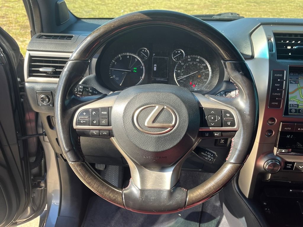 Used 2020 Lexus GX 460 Premium image 17