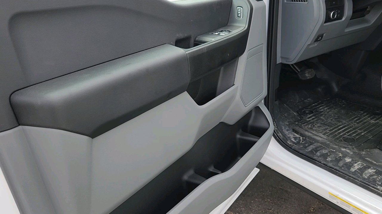 New 2024 Ford F550 4x4 Regular Cab Super Duty image 14