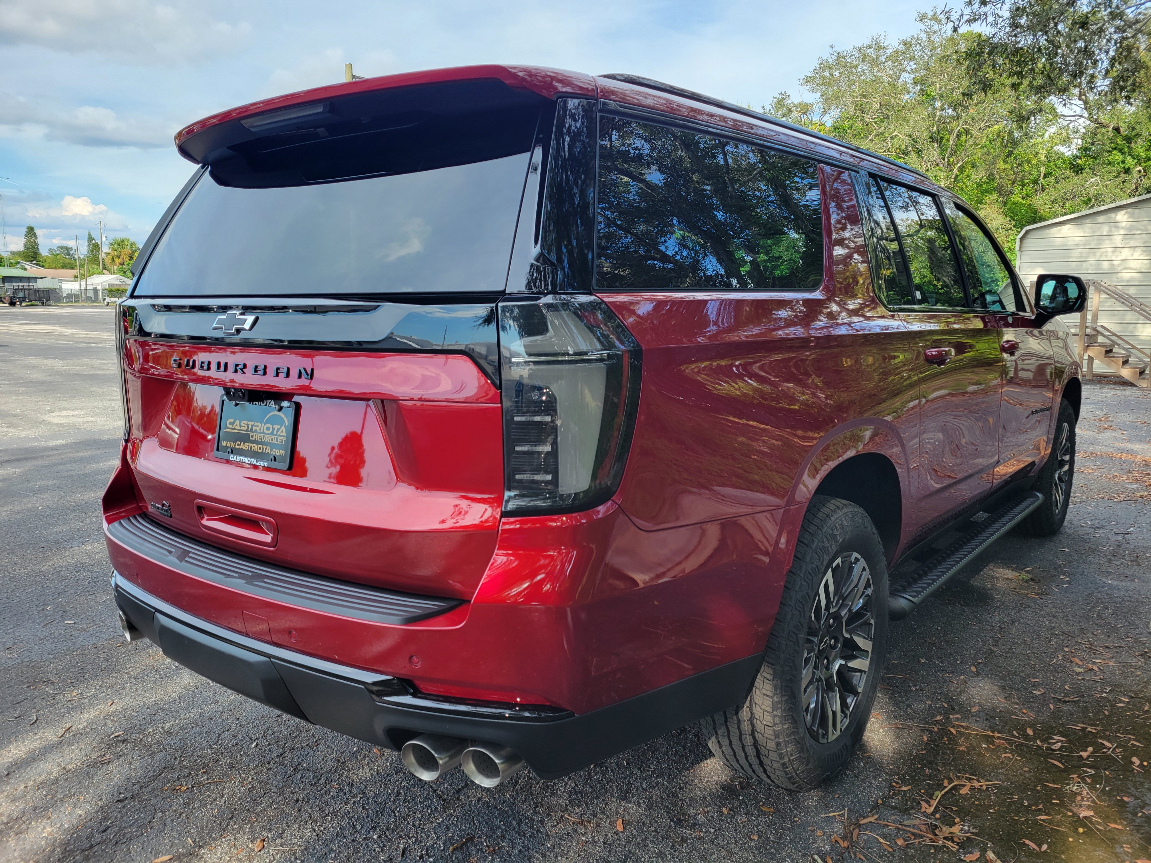 New 2026 Chevrolet Suburban Z71 w/ Z71 Off-Road Package AWD/4WD image 5
