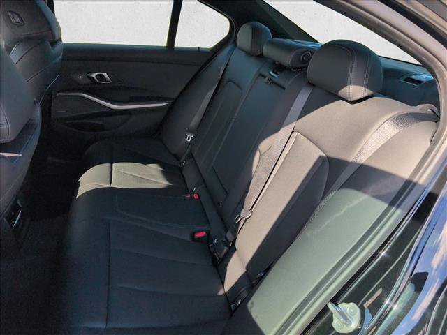Used 2026 BMW 330i Sedan w/ Premium Package RWD image 15