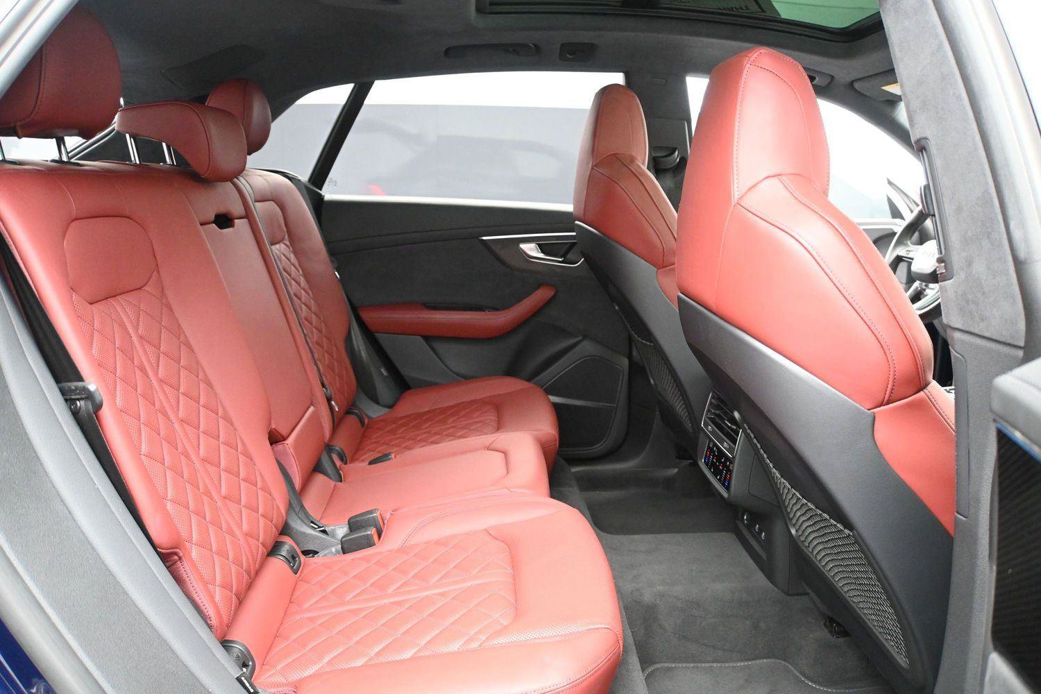 Used 2023 Audi SQ8 Premium Plus AWD/4WD image 25