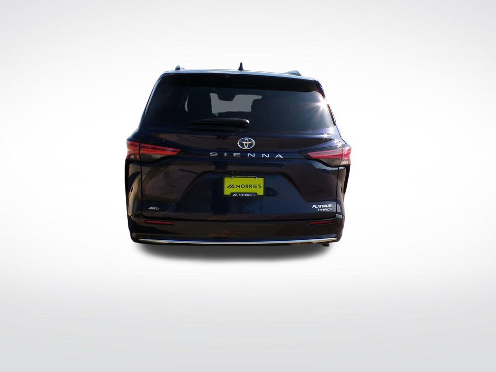 Used 2021 Toyota Sienna Platinum AWD/4WD image 5