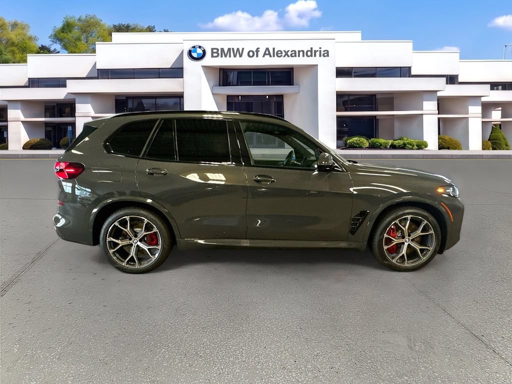 New 2026 BMW X5 xDrive50e w/ M Sport Package AWD/4WD image 4