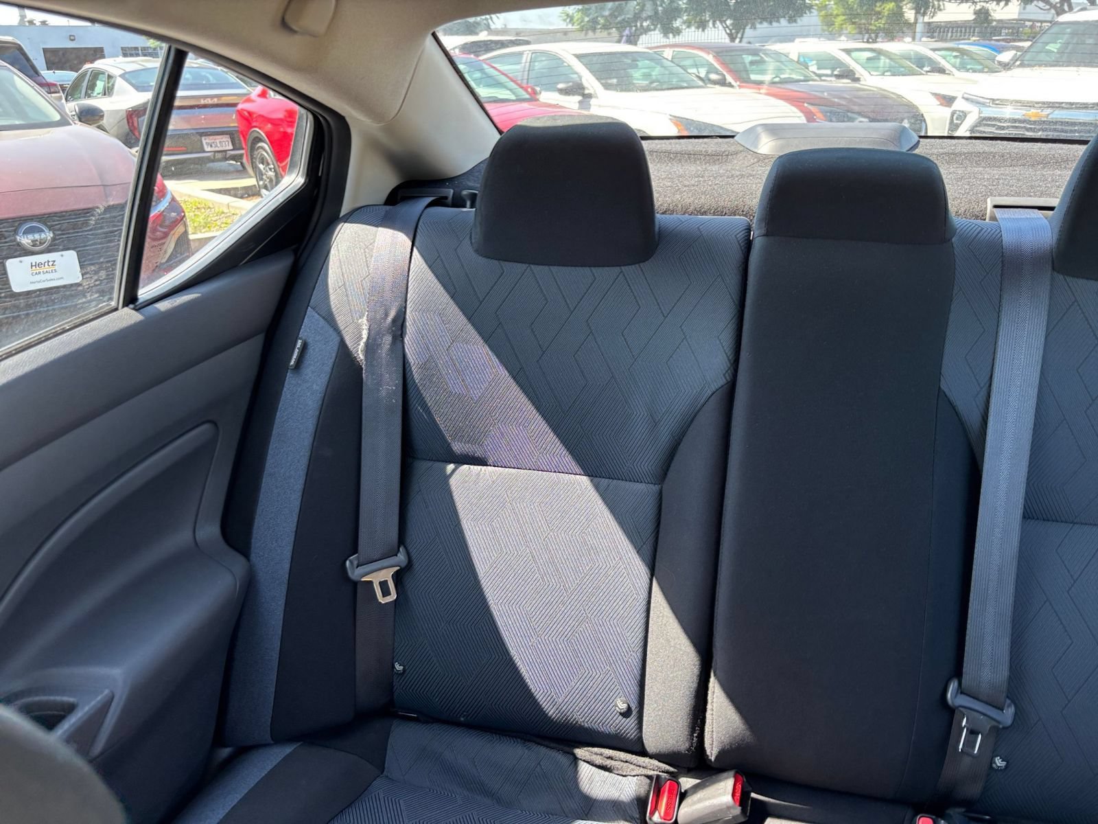 Used 2025 Nissan Versa SV FWD image 38