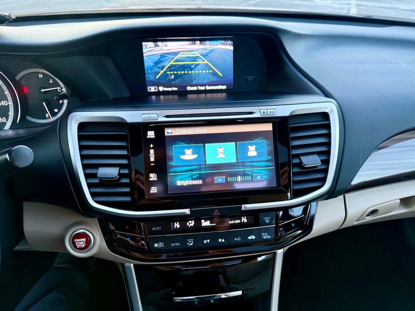 Used 2016 Honda Accord EX image 12