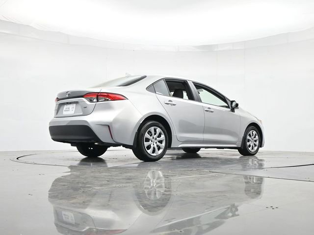 Used 2024 Toyota Corolla LE FWD image 31