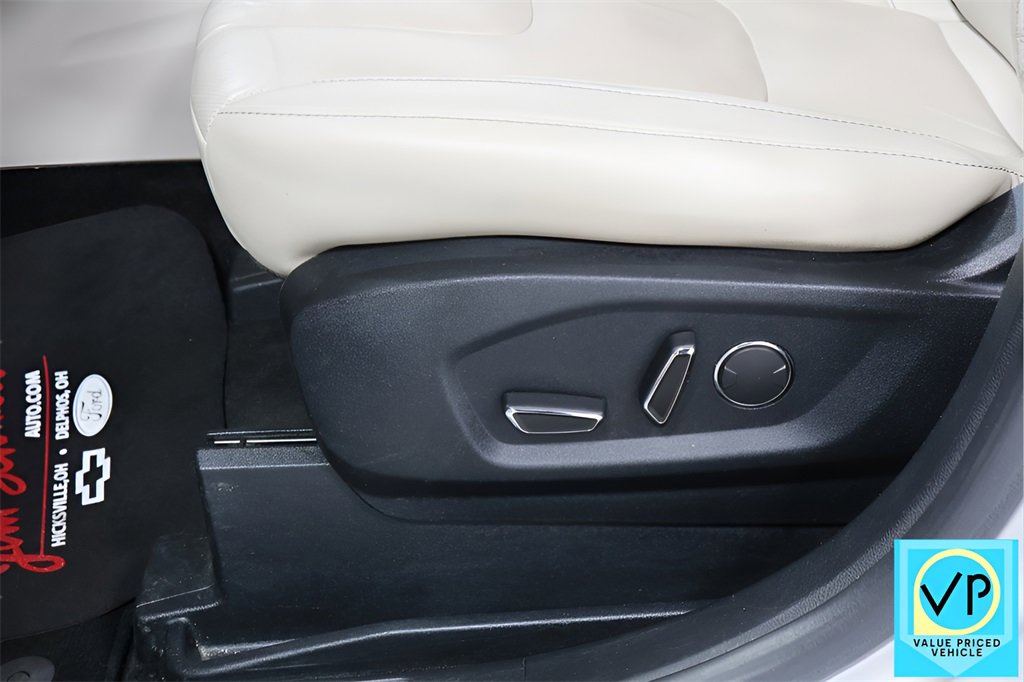 Used 2018 Ford Edge Titanium w/ Equipment Group 301A image 21