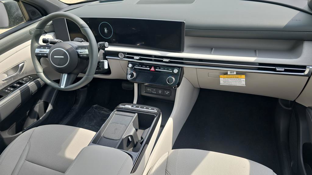 New 2026 Hyundai Tucson Limited FWD image 11
