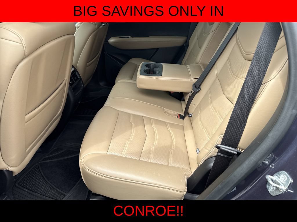 Used 2019 Cadillac XT5 Platinum AWD/4WD image 24