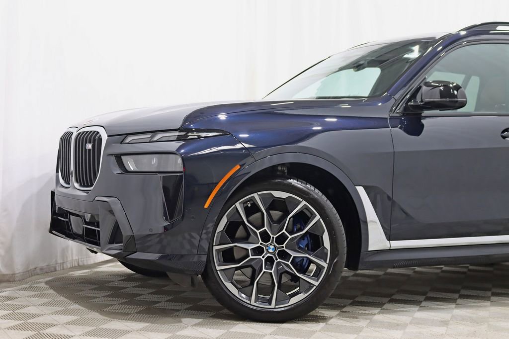 Used 2023 BMW X7 M60i w/ Executive Package AWD/4WD image 2