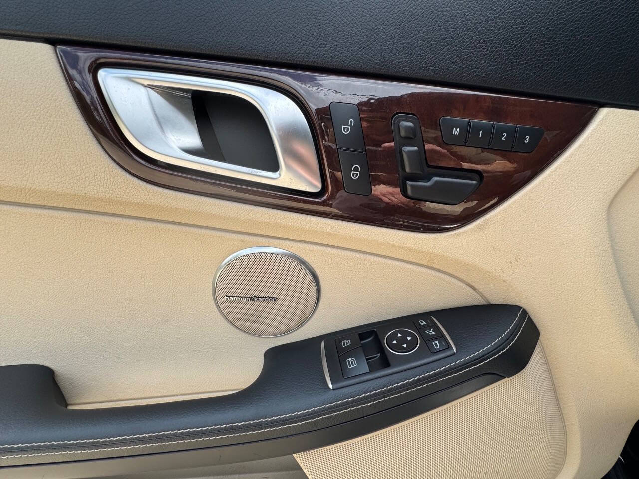 Used 2013 Mercedes-Benz SLK 250 image 36