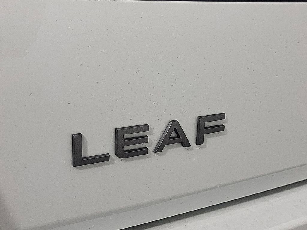 New 2026 Nissan Leaf SV+ w/ Floor Mat Package (SV+) image 7