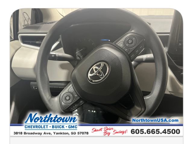 Used 2023 Toyota Corolla LE FWD image 14