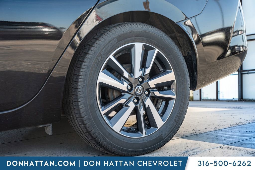 Used 2021 Nissan Versa SV image 37