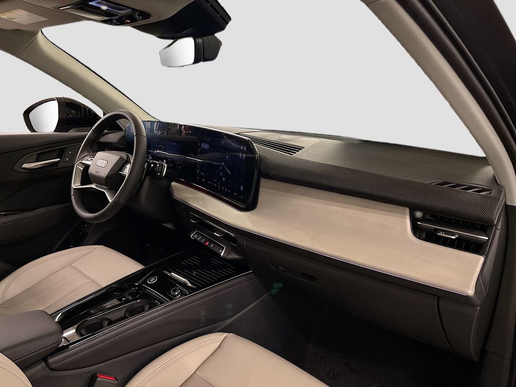 New 2026 Audi Q3 quattro 2.0T AWD/4WD image 14