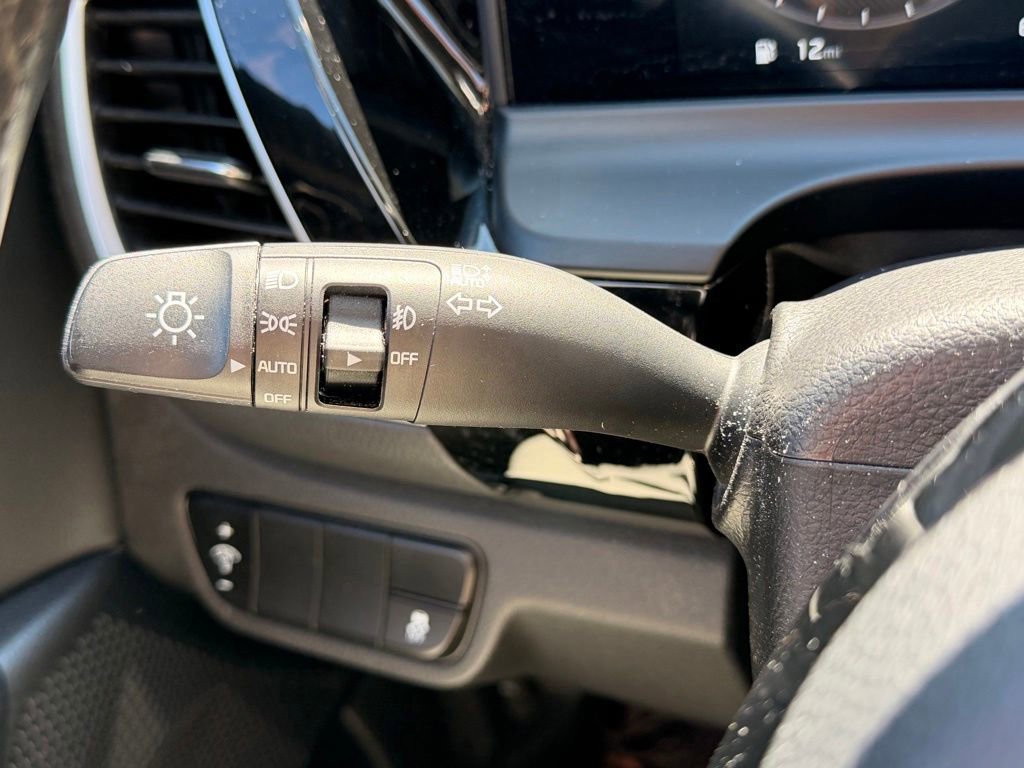 Used 2024 Kia Seltos X-Line AWD/4WD image 25