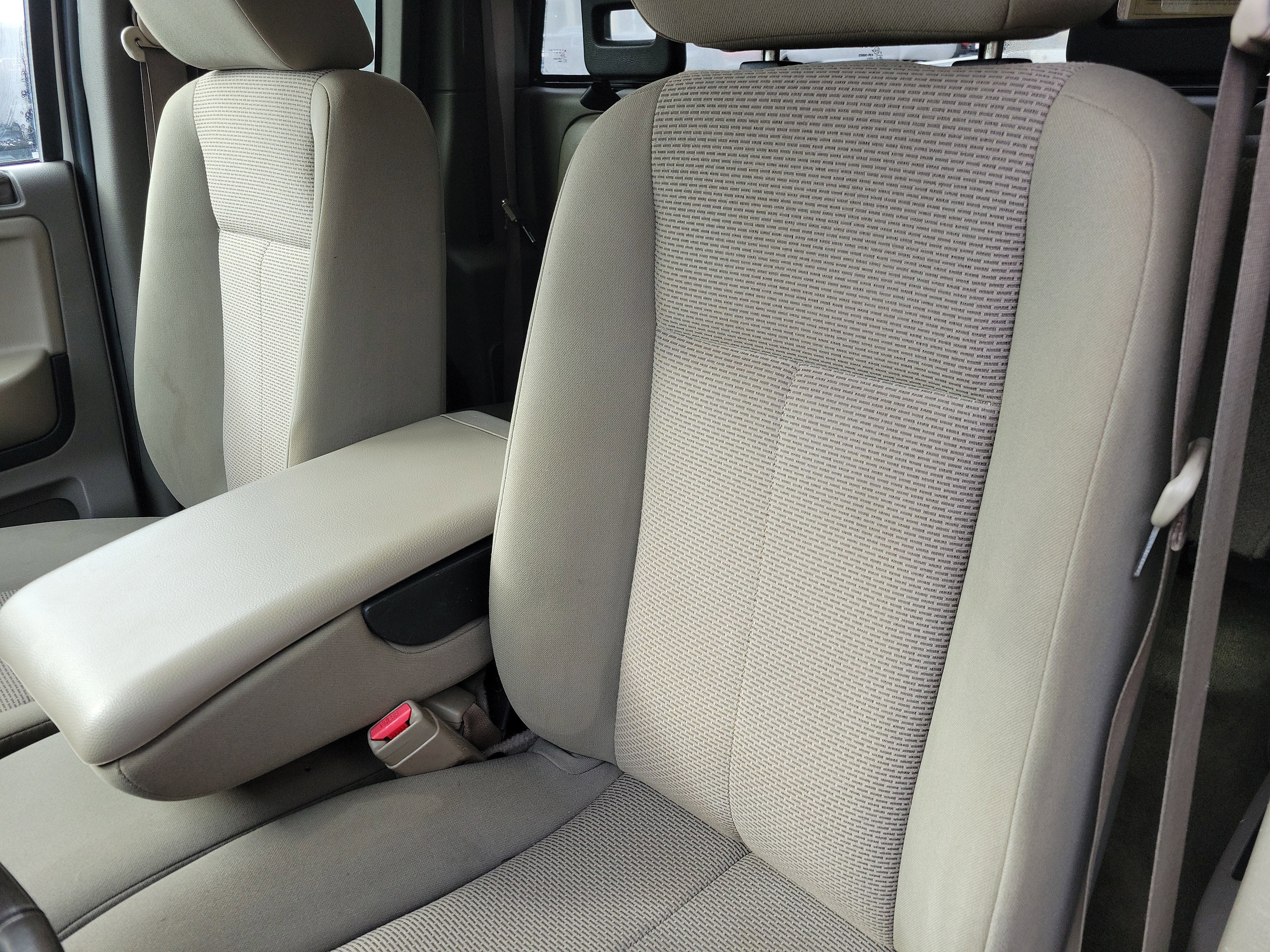 Used 2006 Mitsubishi Raider DuroCross image 5