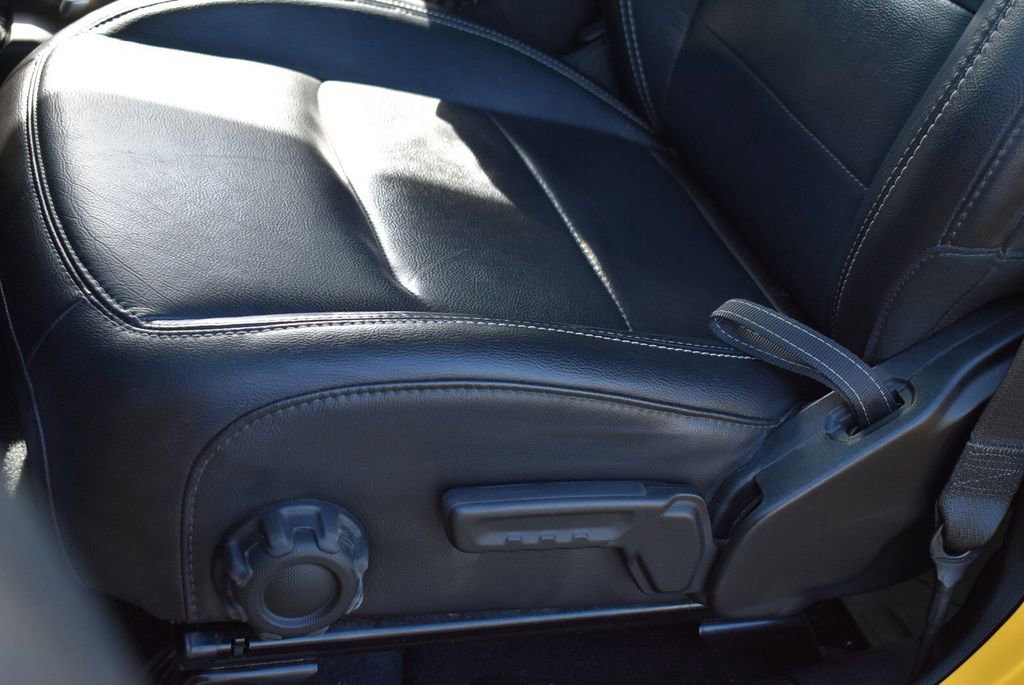 Used 2018 Jeep Wrangler Unlimited Sahara image 15