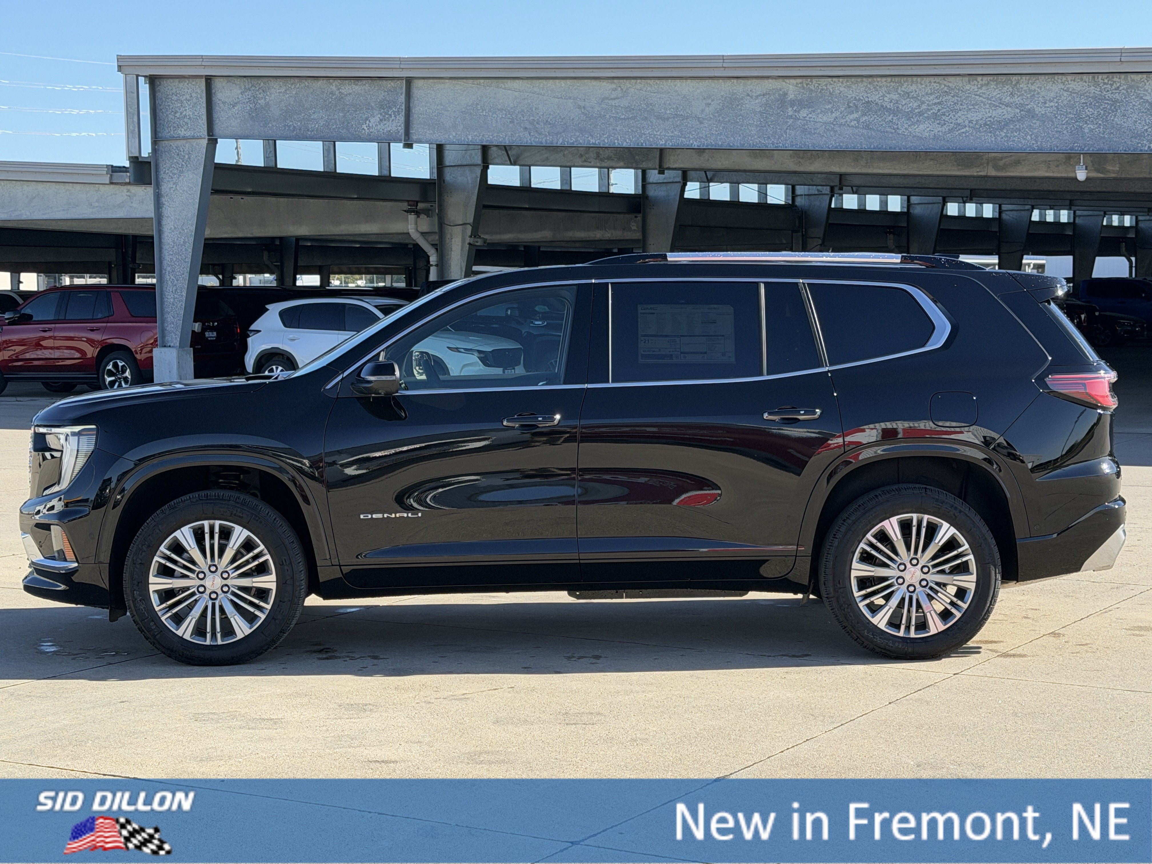 New 2027 GMC Acadia Denali w/ LPO, Floor Liner Package AWD/4WD image 9