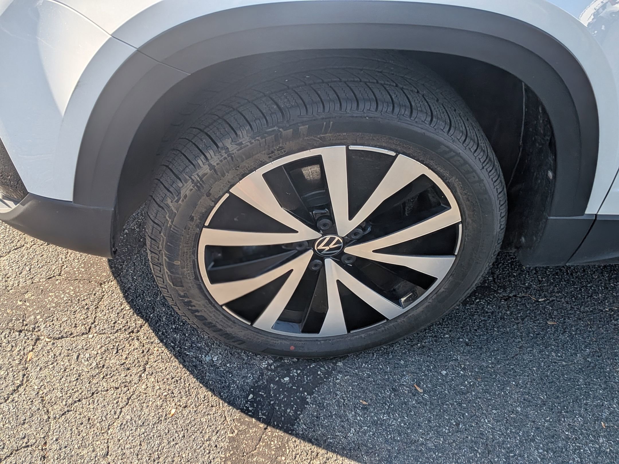 Used 2022 Volkswagen Taos SE AWD/4WD image 12