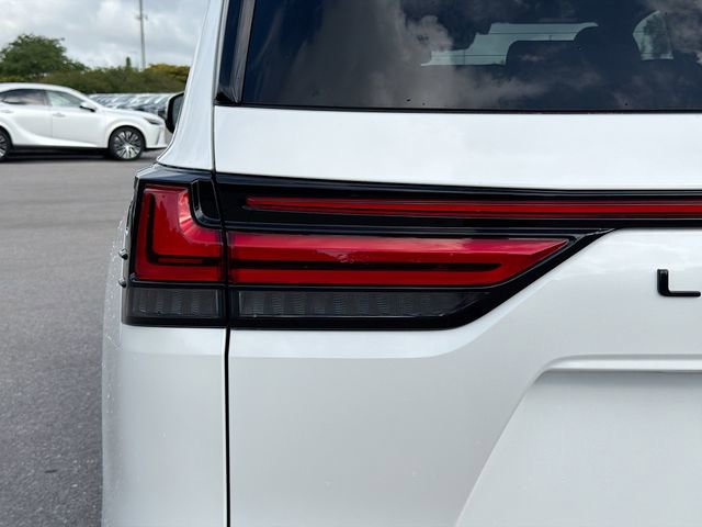 New 2026 Lexus LX 700h Luxury AWD/4WD image 10