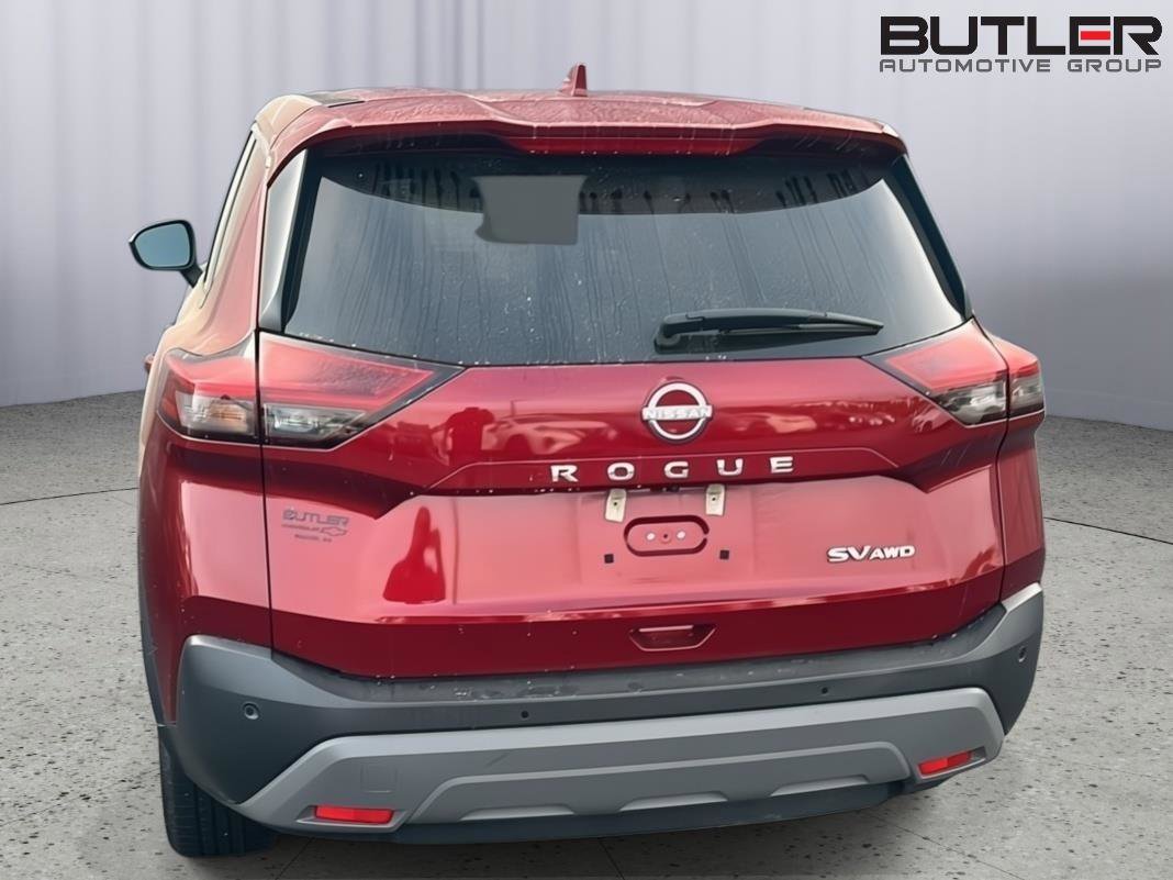 Used 2023 Nissan Rogue SV image 17